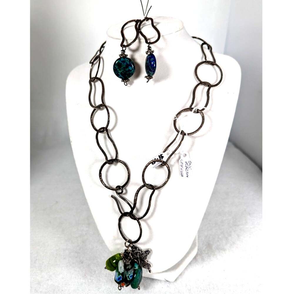 Vtge Upsycled necklace + earrings  Venetian glass jade + cryscolla chain 21"